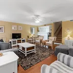 Treehouse Townhome