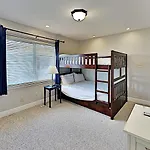 Regency Cabanas #G16