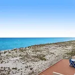 Sans Souci 208