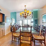 Palm Beach Club 2-225