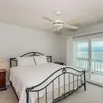 Boardwalk Unit E4