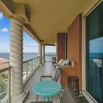 2 Portofino 707