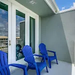 445 Fort Pickens Rd