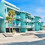 Palm Beach Club 113