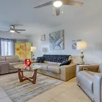 Pensacola Beach Condo With Patio And Access To Beach!