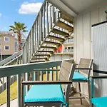 Villas On The Gulf L1- Ocean View Steps To Beach!