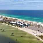Palm Beach Club #111