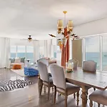 Amazing Home In Pensacola Beach With Heated Swimming Pool, Outdoor Swimming Pool And 3 Bedrooms