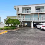 Boardwalk D6