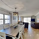 Regency Towers 801 West