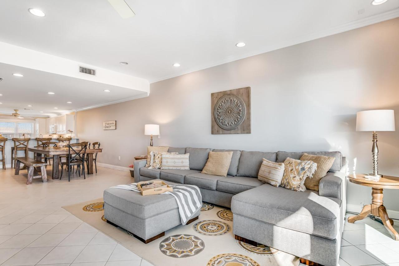 Big O - White Sands Townhomes