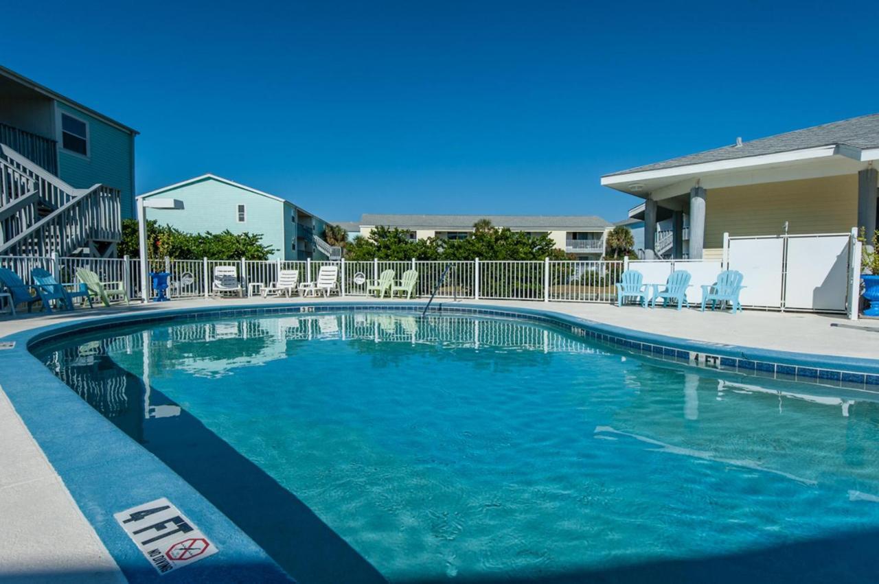 On The Gulf Unit J7 Holiday home *