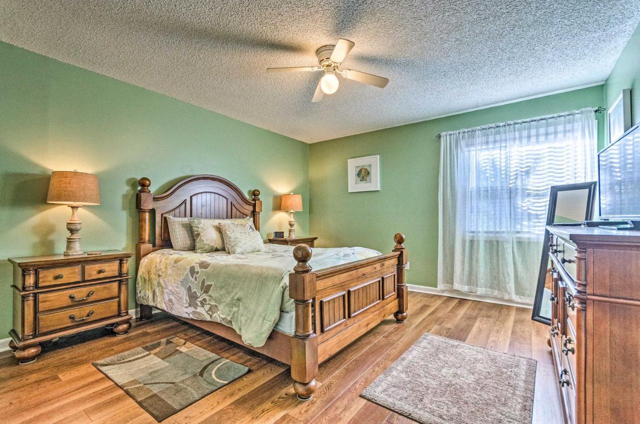 Renovated Pensacola With Community Pool! * Pensacola Beach