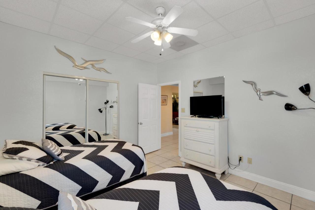 Sans Souci Unit 401 * Pensacola Beach