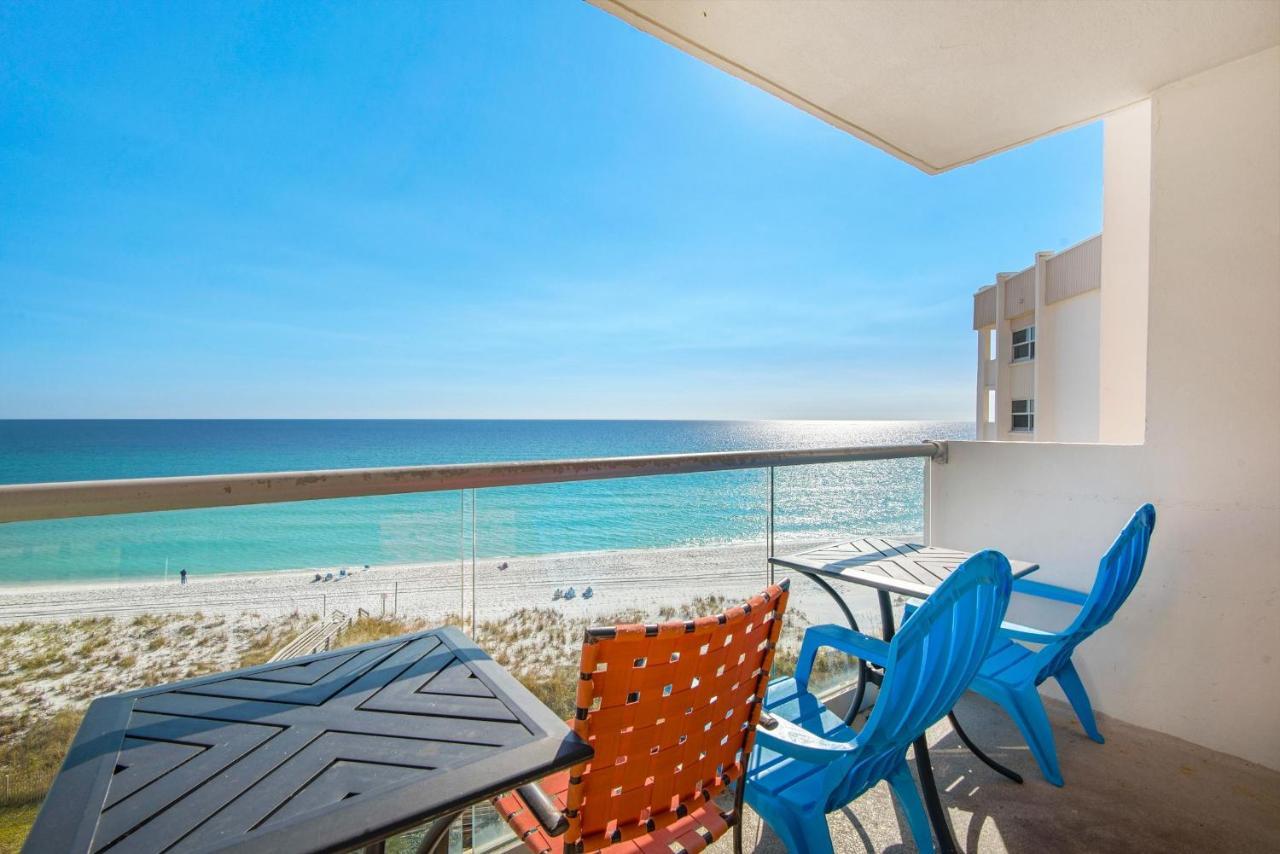 Regency Towers 702 West- Azure Pleasure