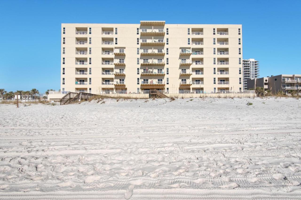 Sans Souci Unit 104 *