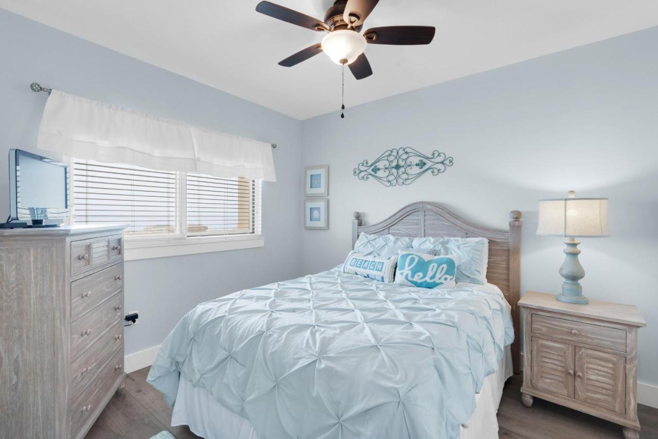 Emerald Isle Unit 406 * Pensacola Beach