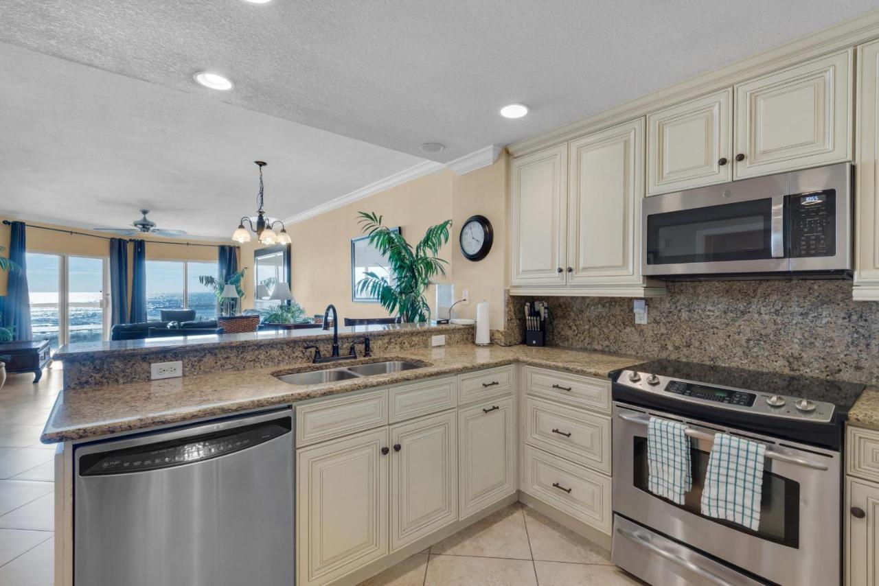 Emerald Isle Unit 202 Pensacola Beach