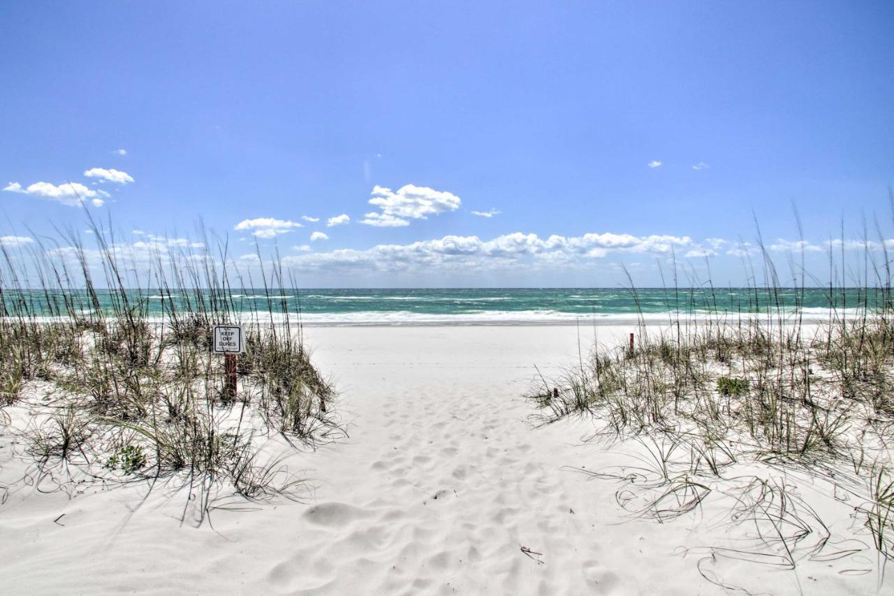 Pensacola 1 Block To Access Holiday home *