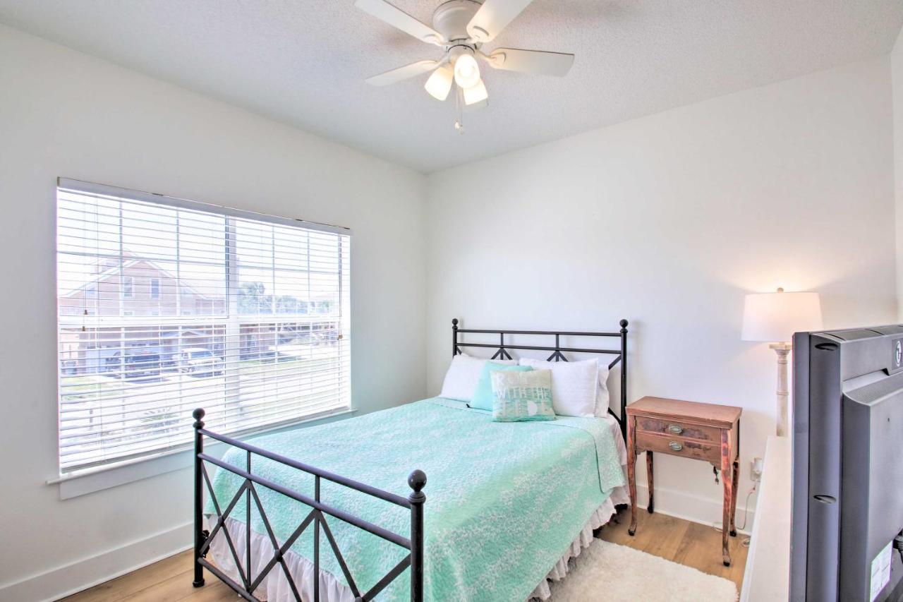 Holiday home Pensacola 1 Block To Access Pensacola Beach