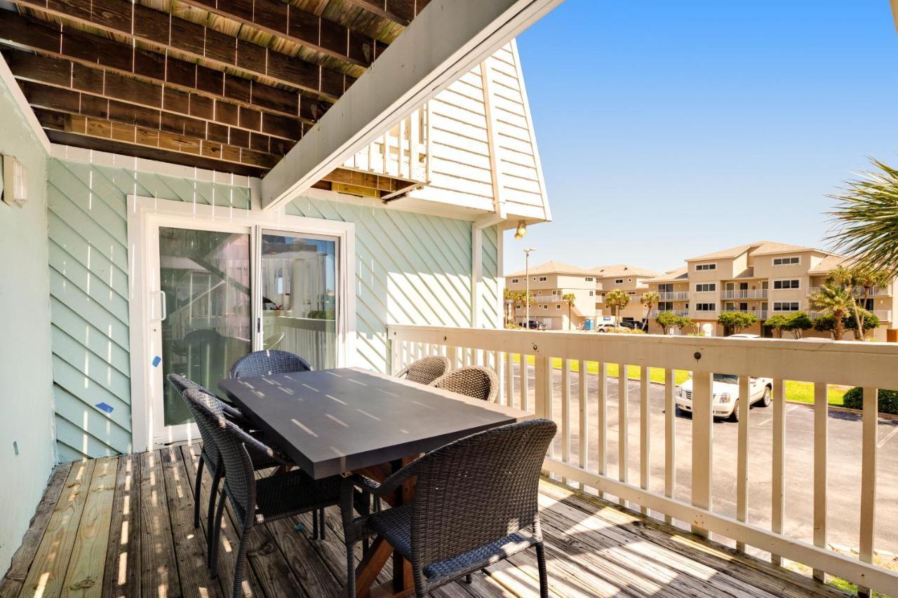 Apartment Boardwalk