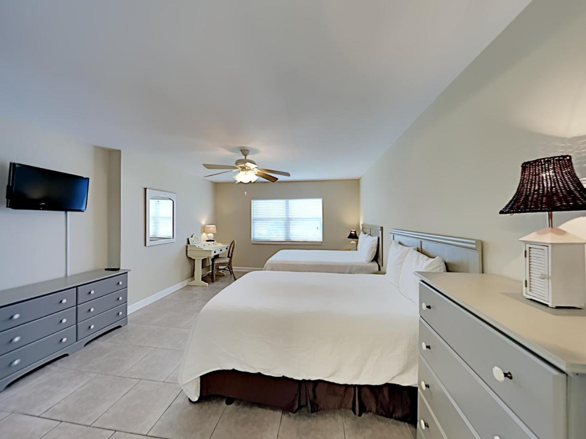 Regency Towers 302 West Pensacola Beach