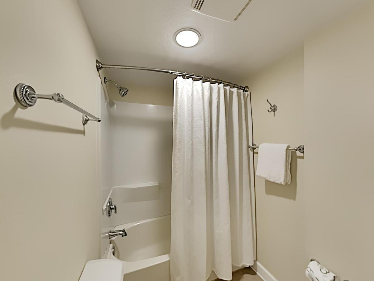 Apartment Regency Towers 302 West *