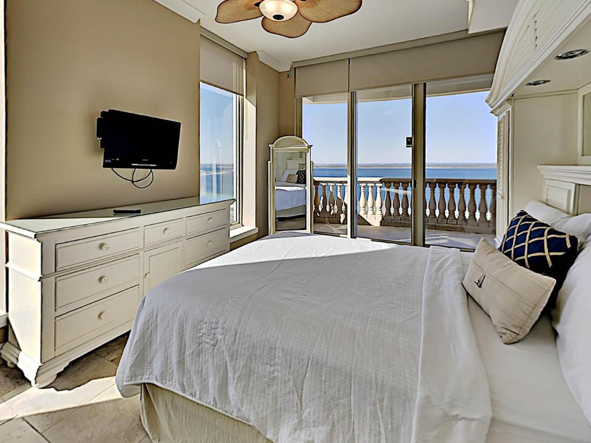 Apartment Club 1606c Pensacola Beach