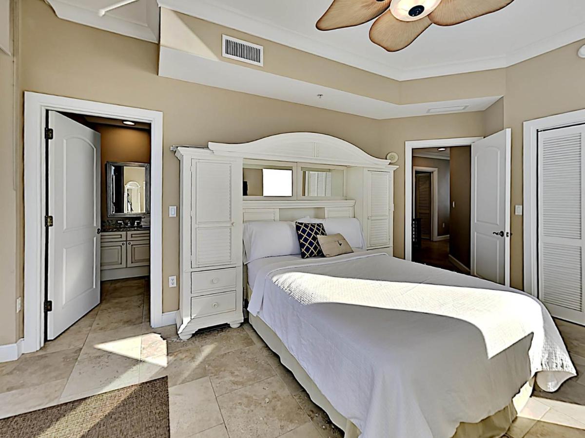 Apartment Club 1606c