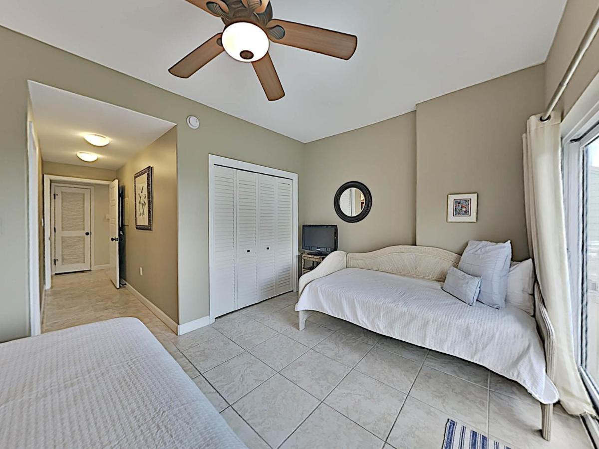 Apartment Awesome In Pensacola With Outdoor Swimming Pool And 3 Bedrooms