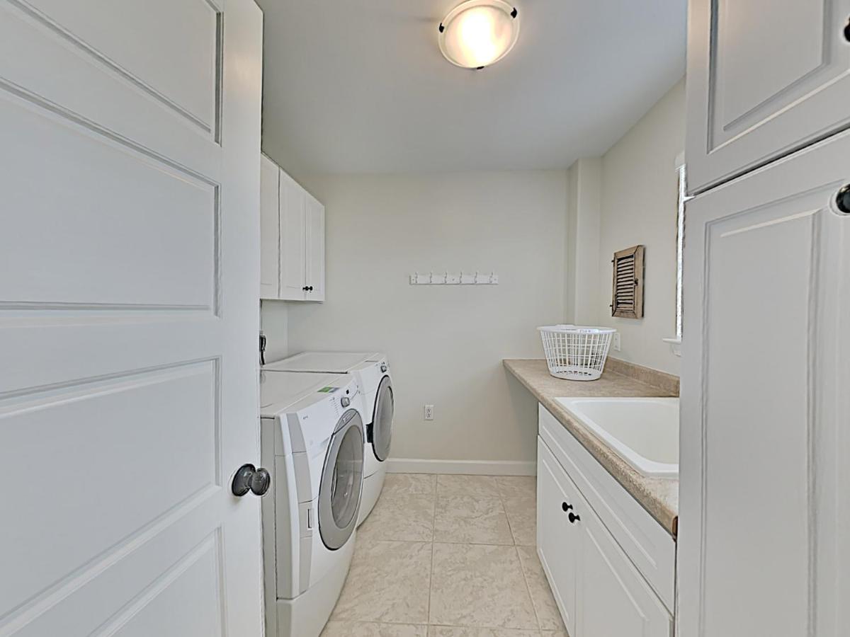 Awesome In Pensacola With Outdoor Swimming Pool And 3 Bedrooms Pensacola Beach