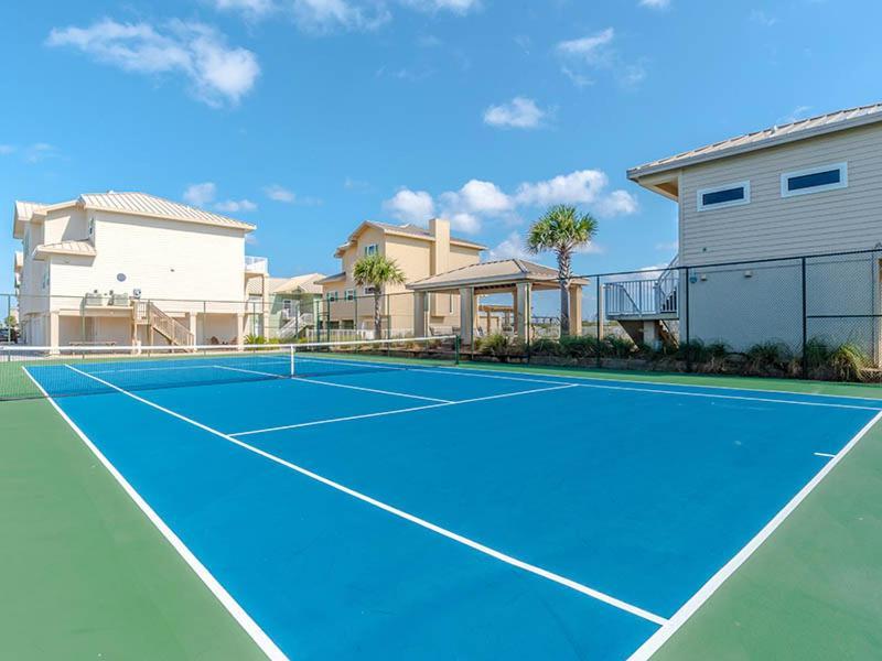 Awesome In Pensacola With Outdoor Swimming Pool And 3 Bedrooms * Pensacola Beach