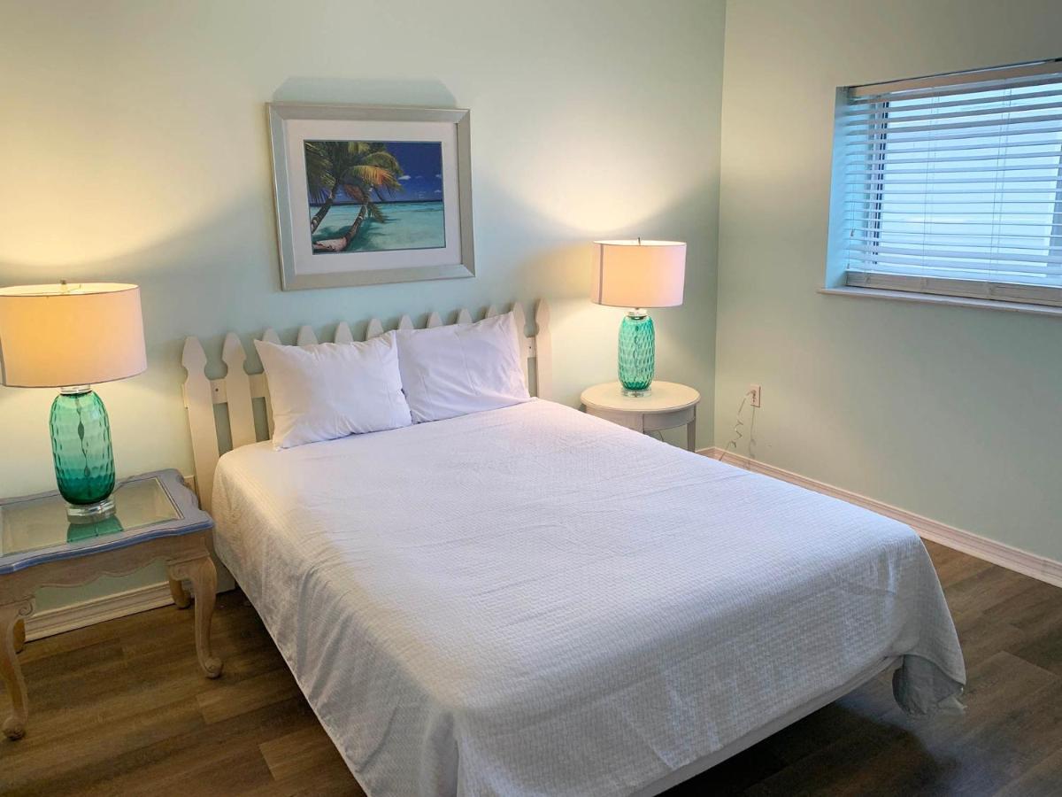 Apartment Emerald Isle #401