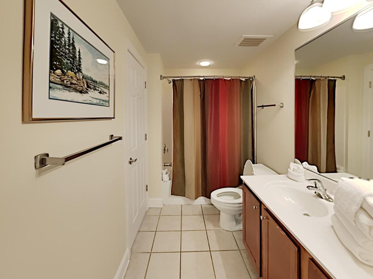 Emerald Dolphin #1630 Apartment *