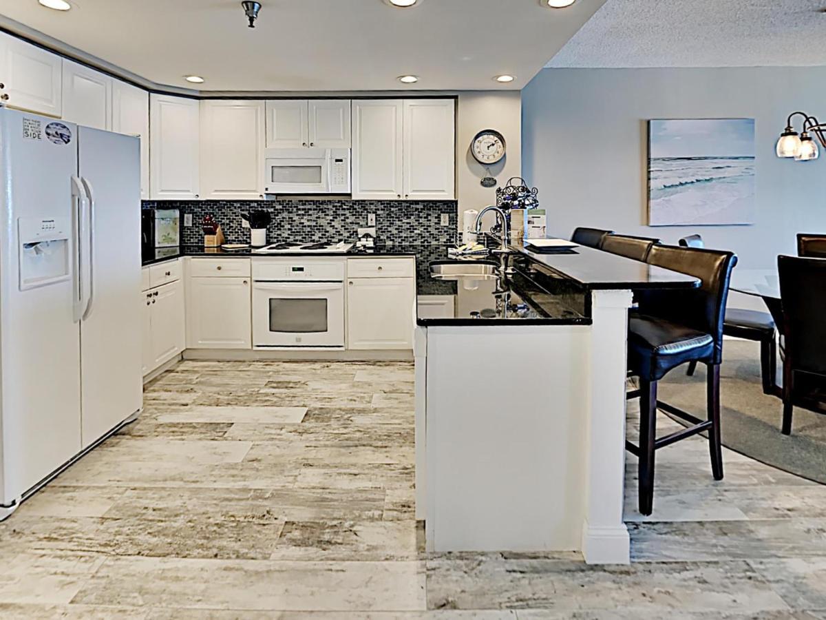 Emerald Isle #405 Apartment