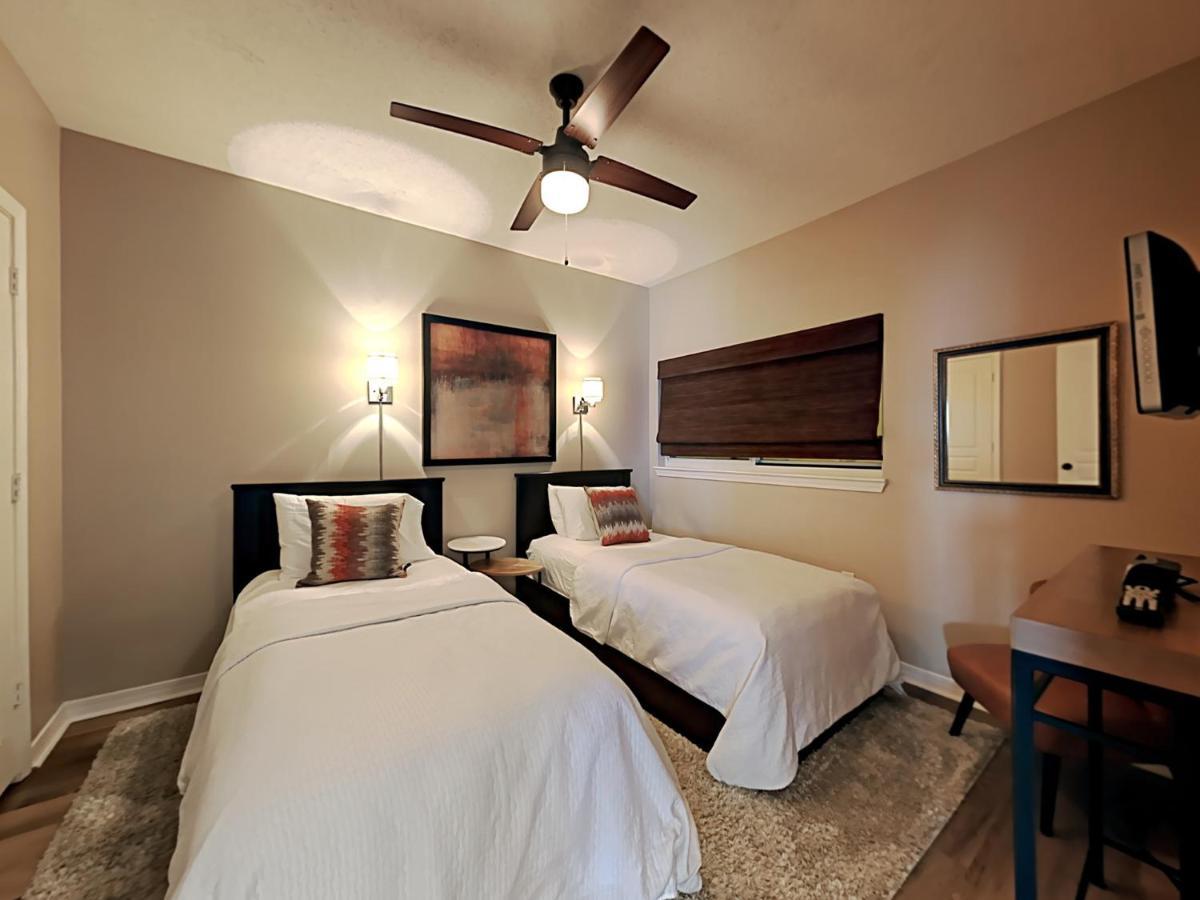 Apartment Emerald Isle #501 *