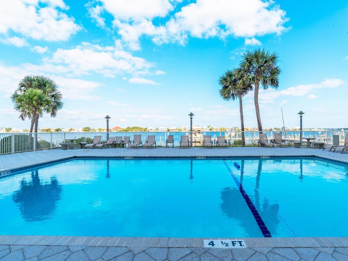 Sabine Yacht & Racquet #1b * Pensacola Beach