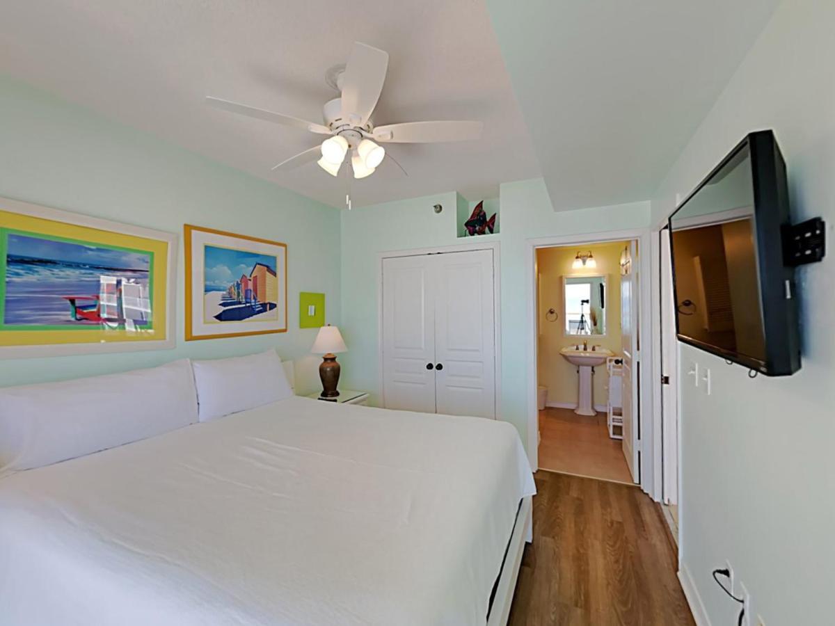 Emerald Isle #401 Apartment