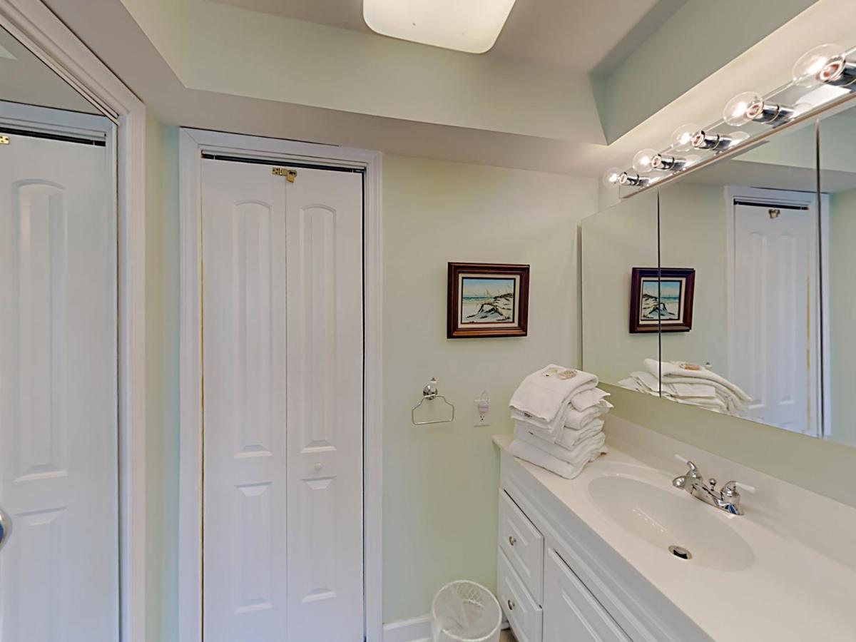 Regency Towers #605 West Apartment Pensacola Beach