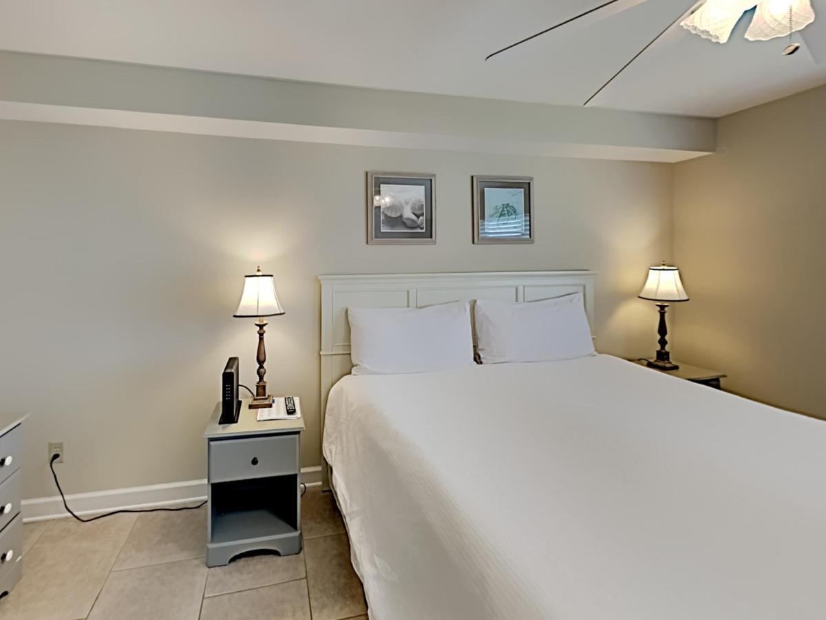Regency Towers 302 West Pensacola Beach