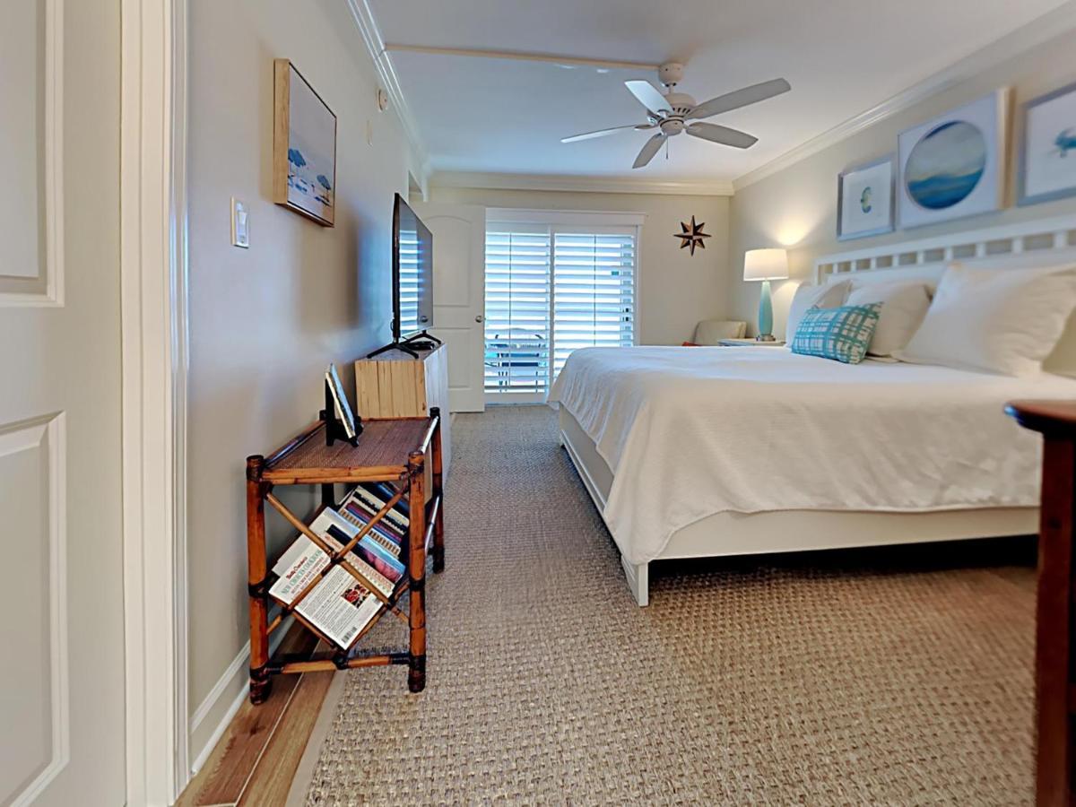 Regency Towers 403 East * Pensacola Beach