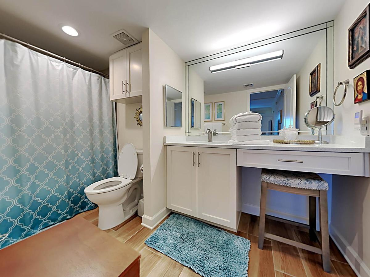 Apartment Regency Towers 403 East