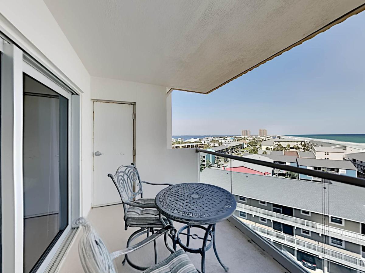 Regency Towers 802 East * Pensacola Beach