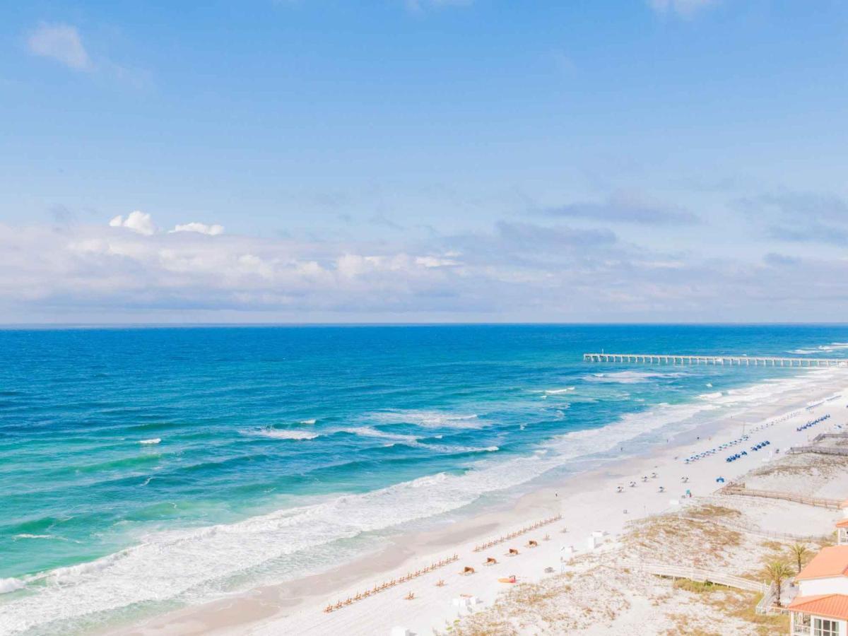Amazing In Pensacola With Heated Swimming Pool, Outdoor Swimming Pool And 2 Bedrooms Apartment