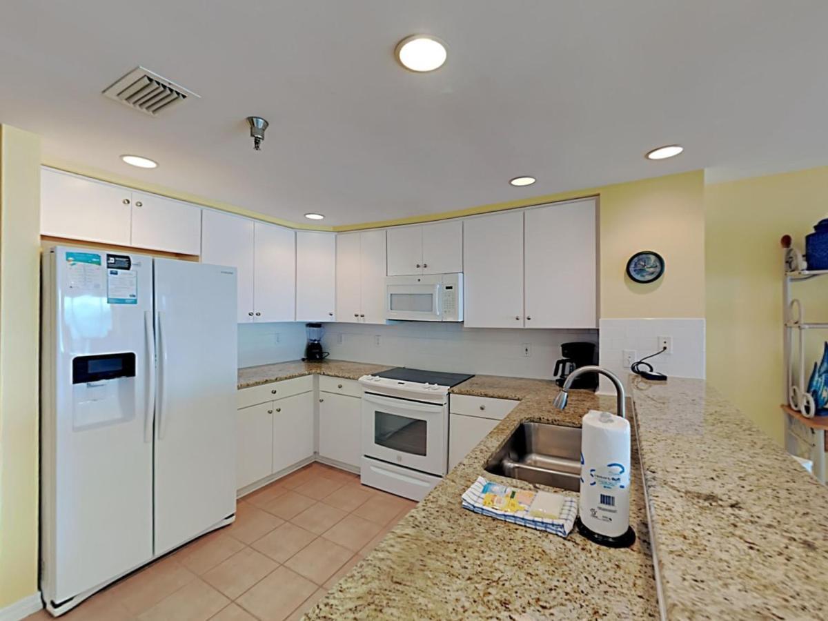 Apartment Emerald Isle #401
