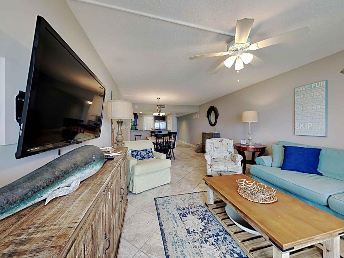Apartment Regency Towers #205 West