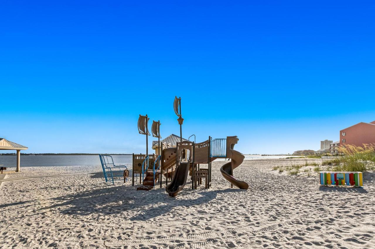 Panhandle Escape * Pensacola Beach