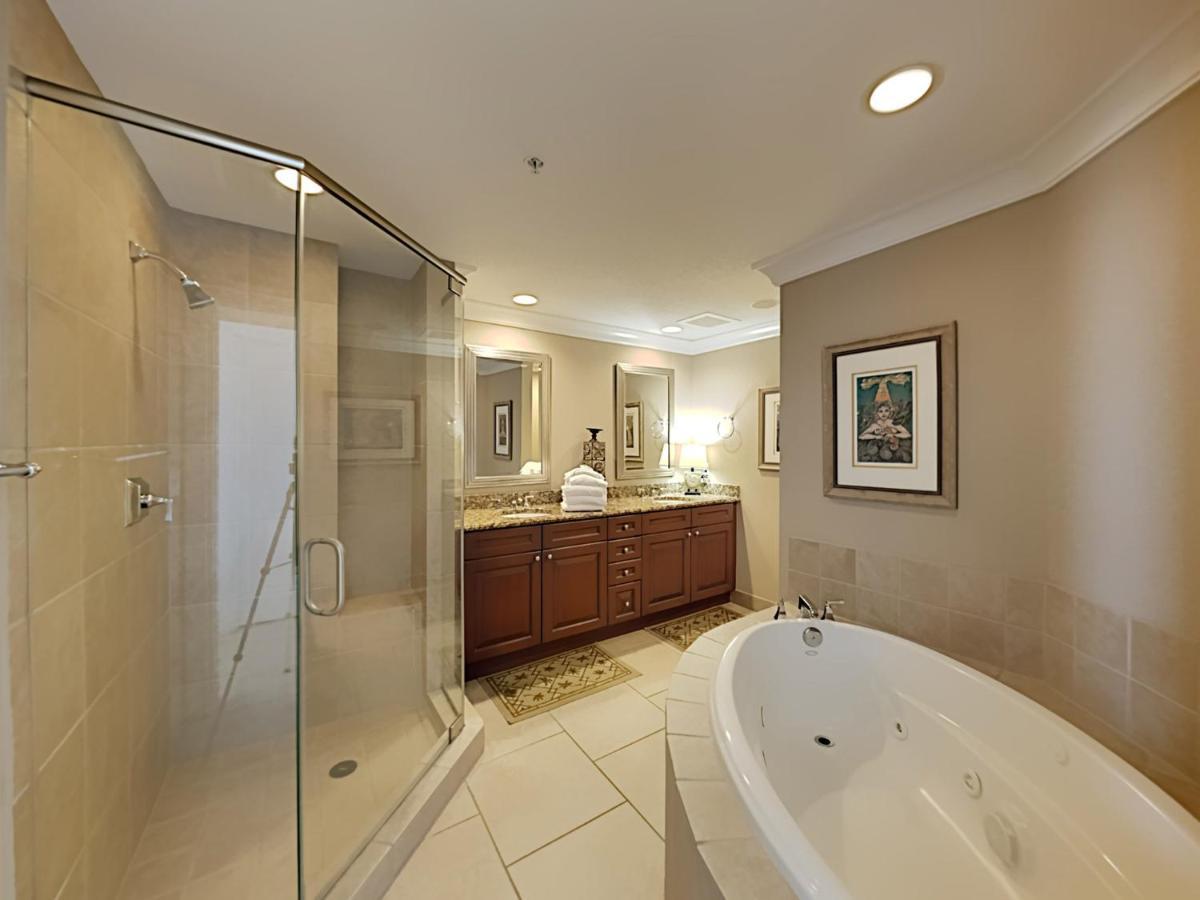 Club 904c Apartment *