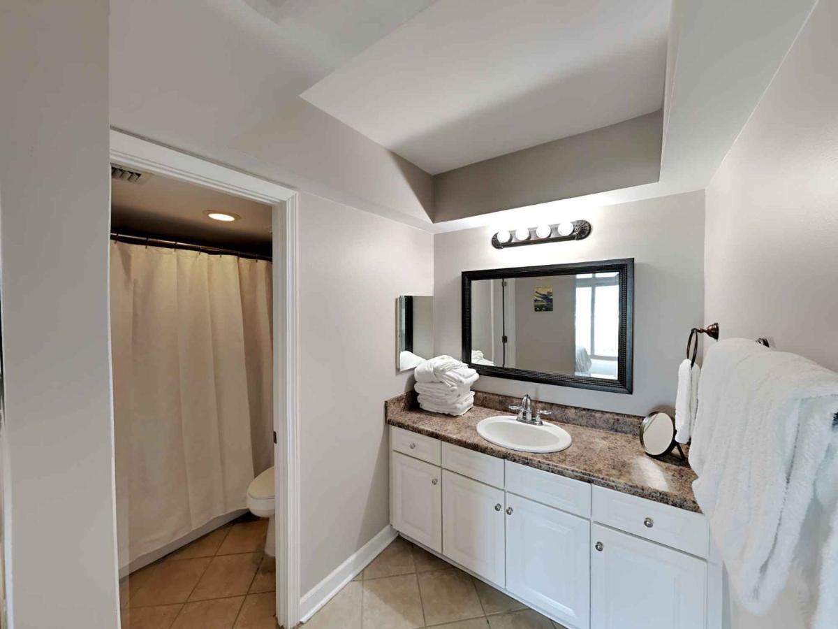 Regency Towers #403 West Apartment *