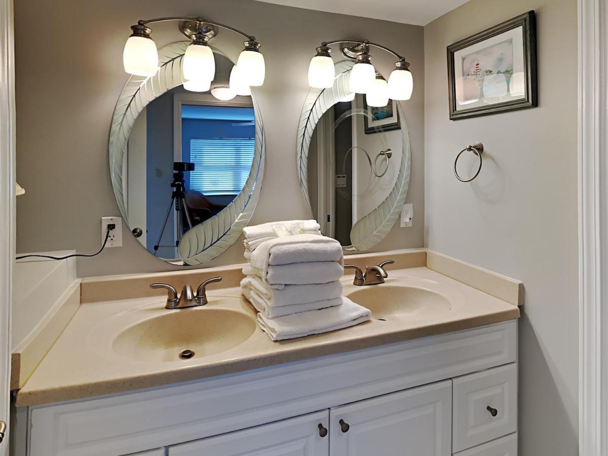 Regency Towers #802 West Pensacola Beach